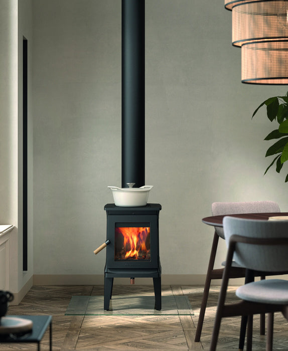 Hearthstone Stoves Green Mountain 20 Freestanding Wood Stove with Steamer