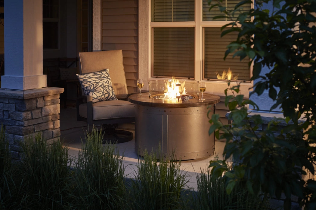 The Outdoor Greatroom Company Edison Round Gas Fire Pit Table