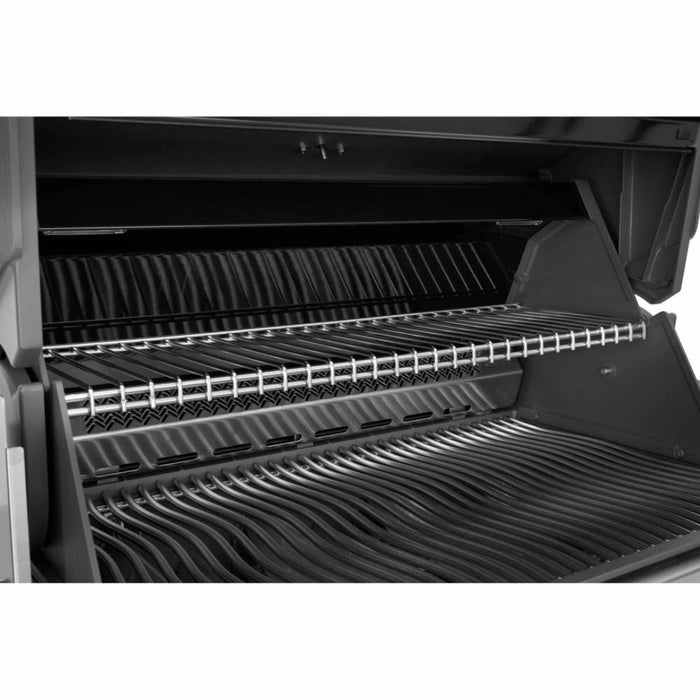 Napoleon Prestige® PRO 500 4-Burner Gas Grill Interior