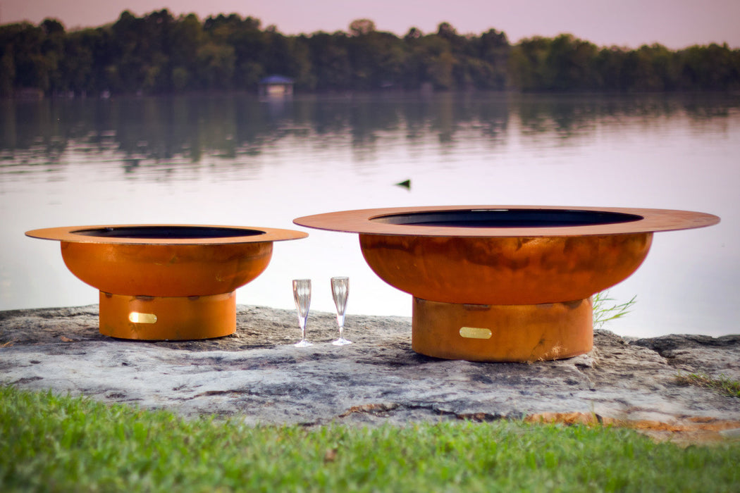Magnum w/lid Fire Pit