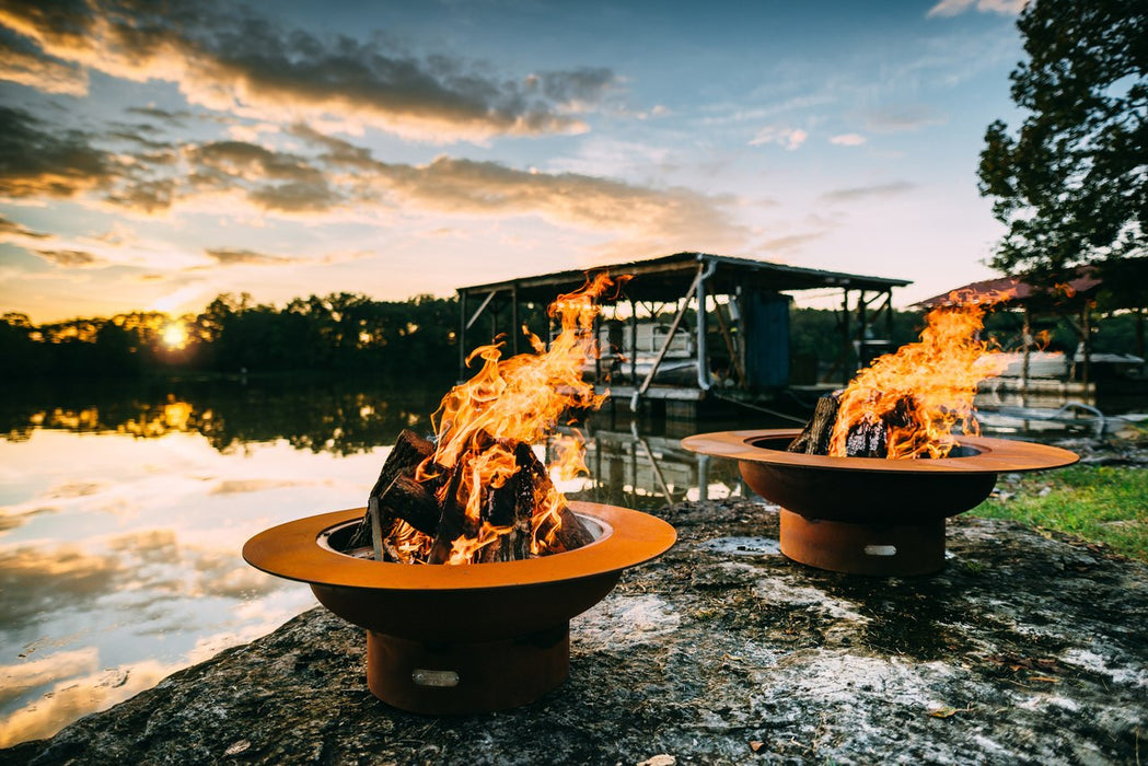 Magnum w/lid Fire Pit