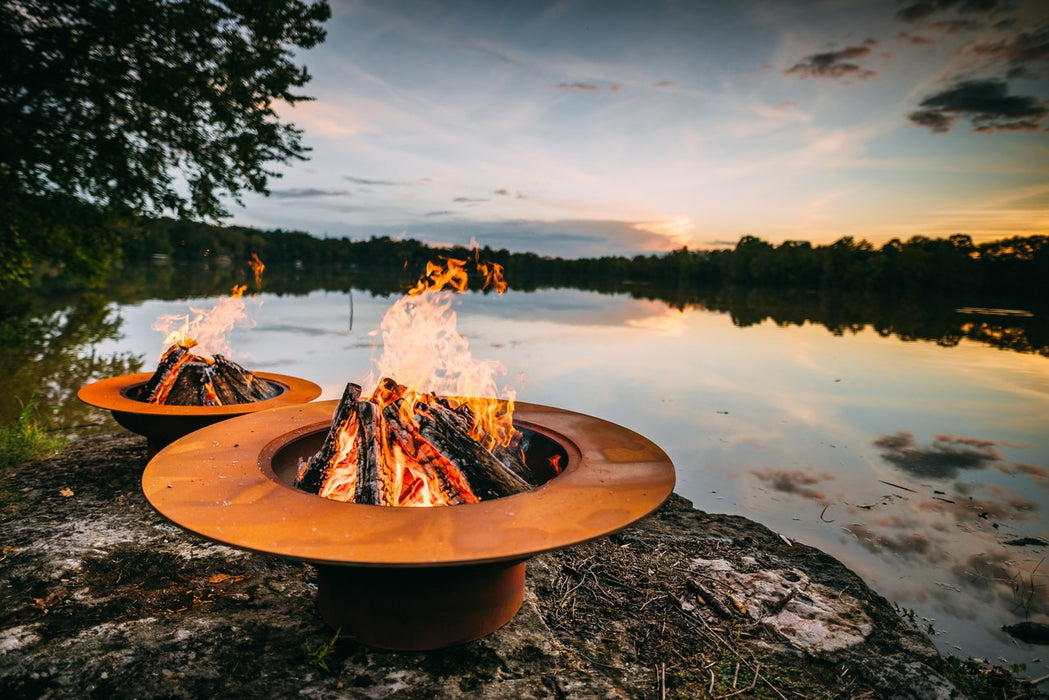 Magnum w/lid Fire Pit