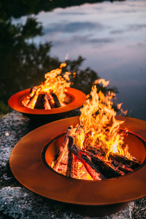 Magnum w/lid Fire Pit